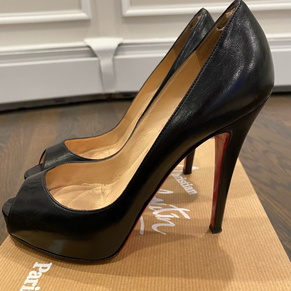 Christian Louboutin Very Prive 120